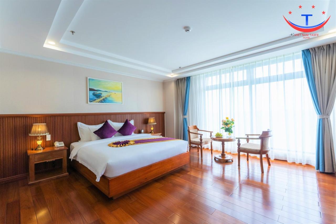 Vietnam Taste Hotel Quy Nhon - Beachfront ภายนอก รูปภาพ